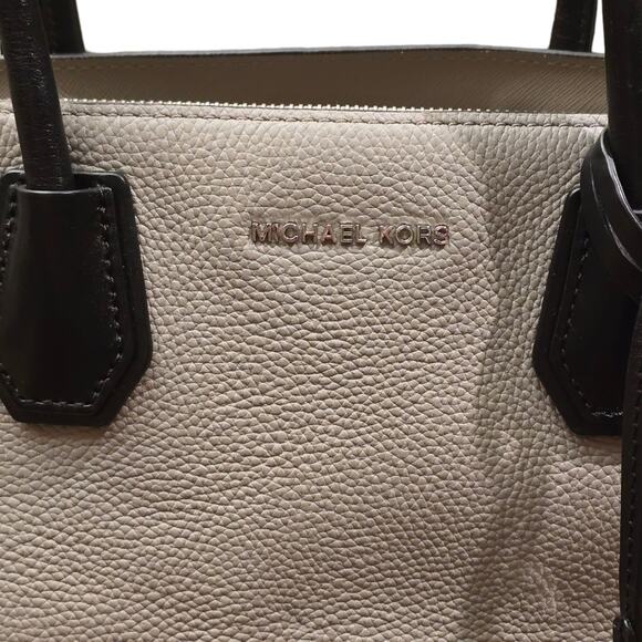 Michael Kors Mercer Large Grey Pebbled Leather Tote Crossbody Satchel - Picture 8 of 16